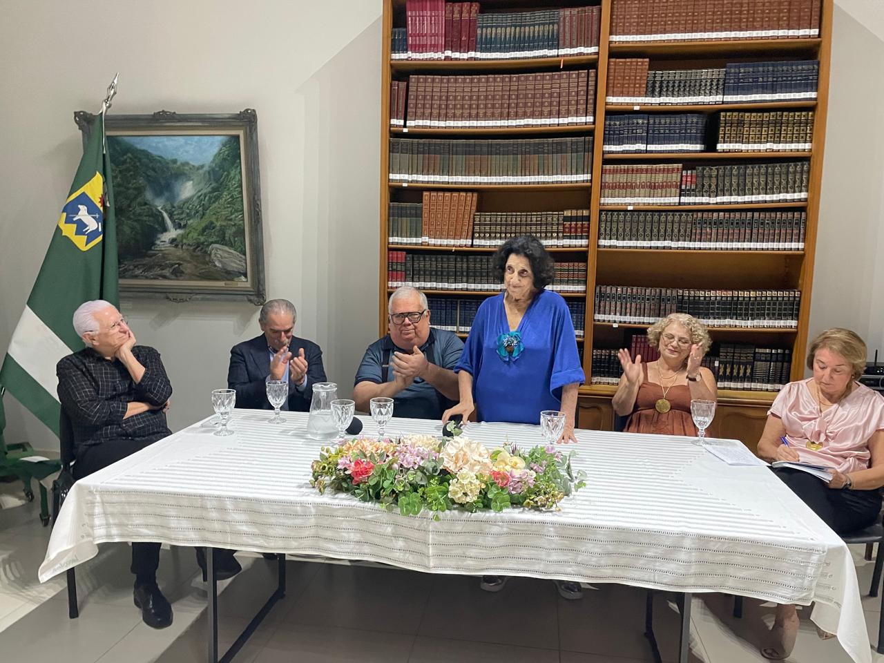 Lançamento de memórias "Minhas Moradas - Memórias de Amor à Vida".