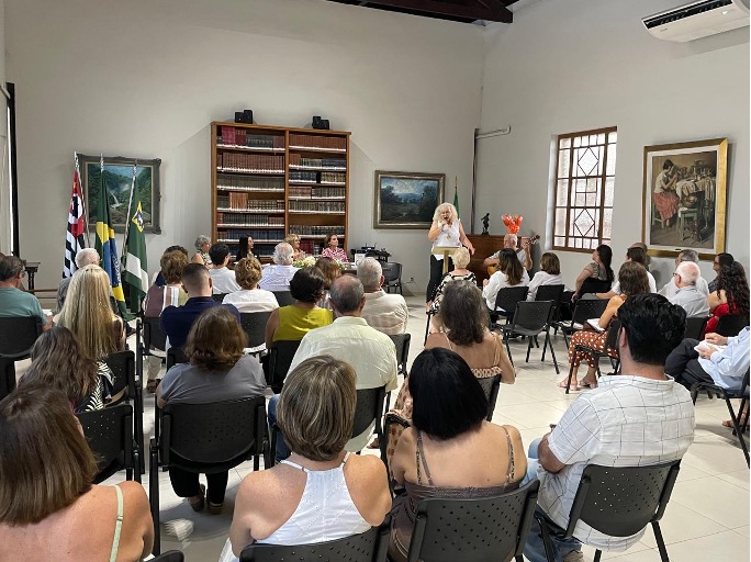 Lançamento do livro TEMPO – Esse compositor de destinos de Silvia Ferrante