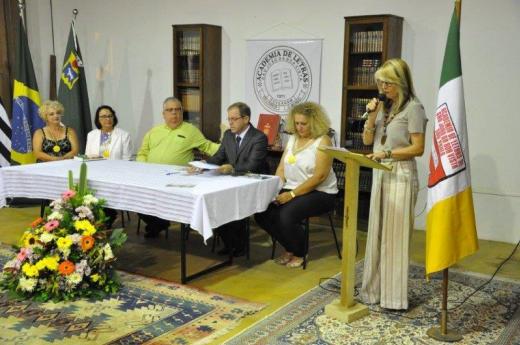 Posse da Diretoria e da Neocadêmica Nívea Poli Barbosa