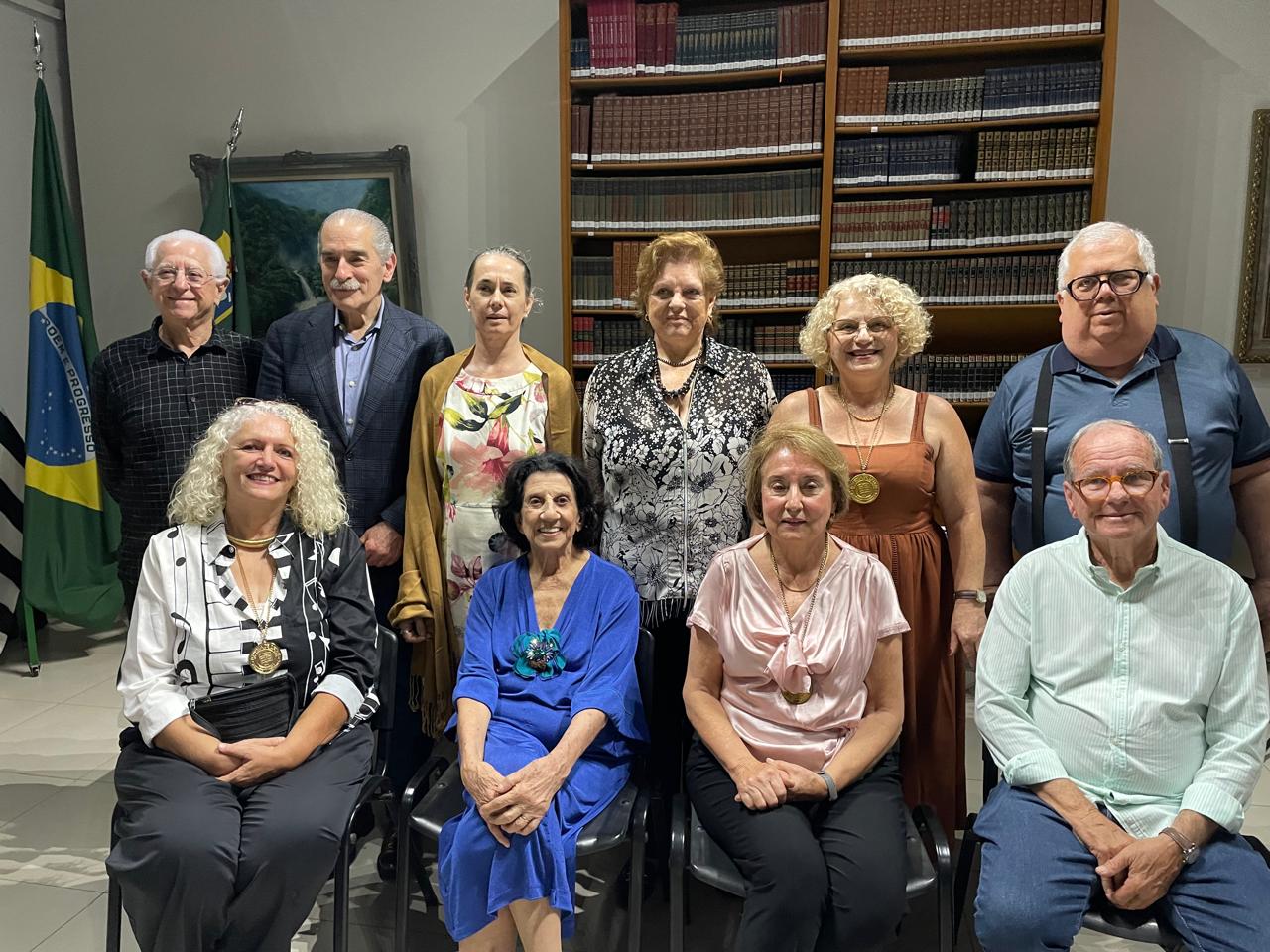 Lançamento de memórias "Minhas Moradas - Memórias de Amor à Vida".