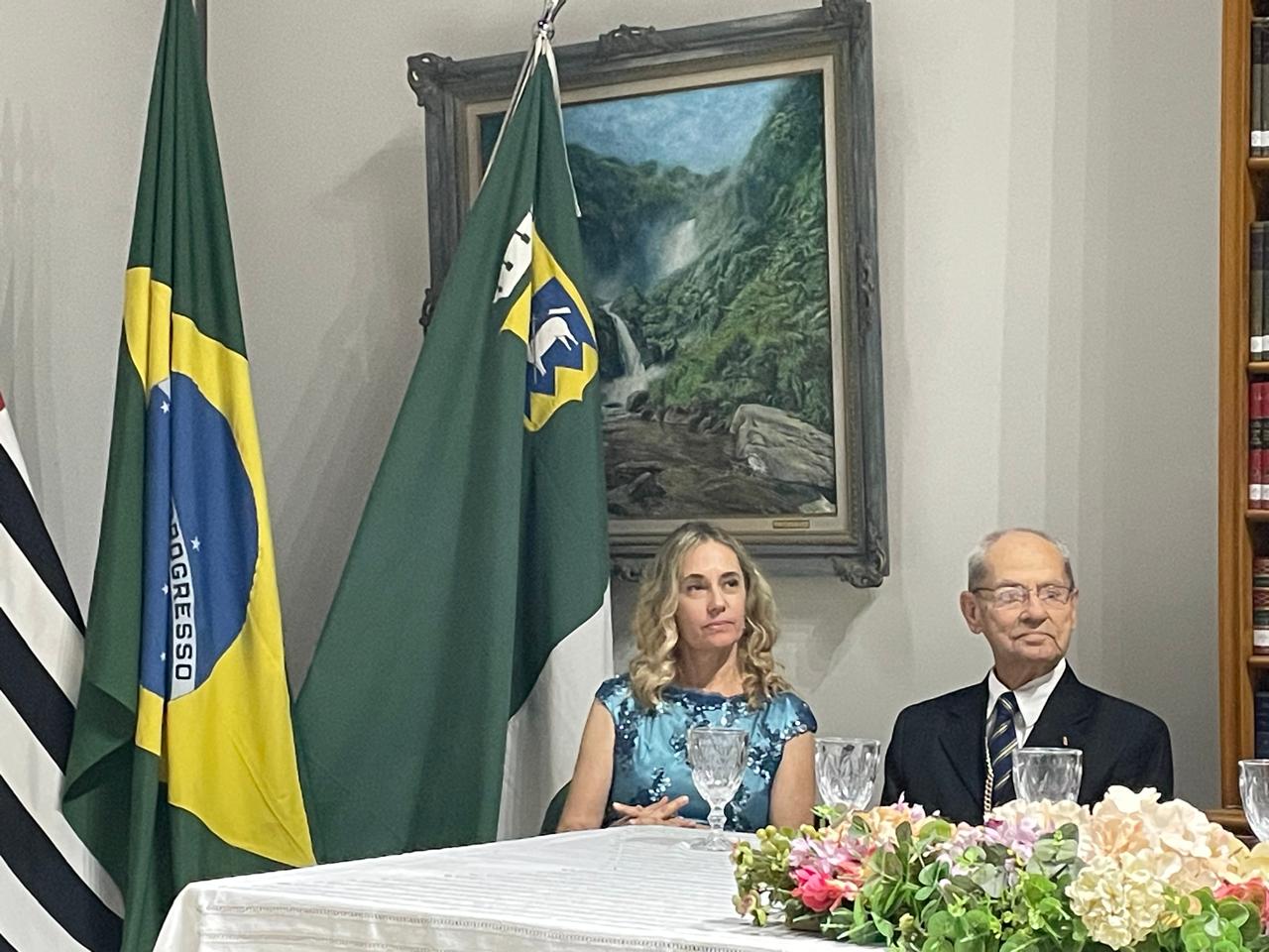 Lançamento do livro de Poemas "Poeminha Desengonçados e outras Delícias"