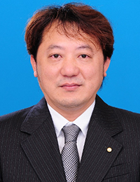 井上 裕邦