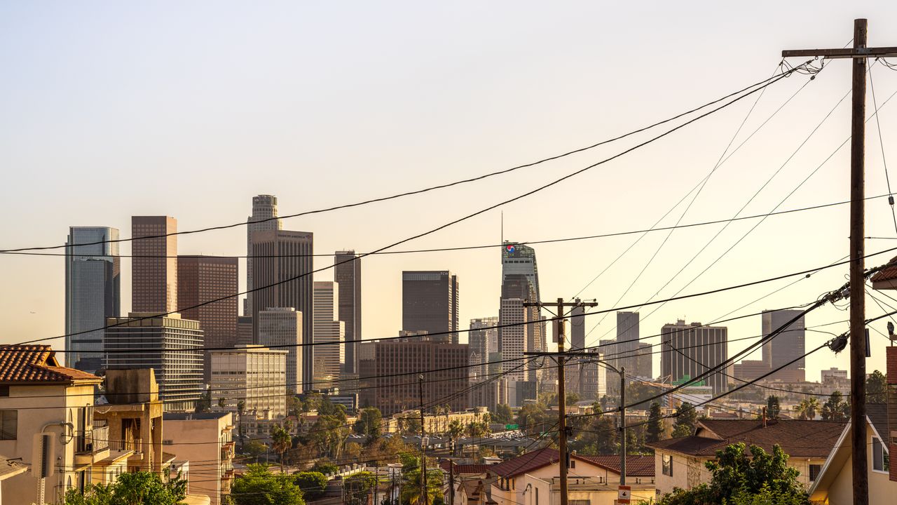 Rising Repair Costs and Longer Listing Times Push Southern California Sellers Toward Cash Offers
