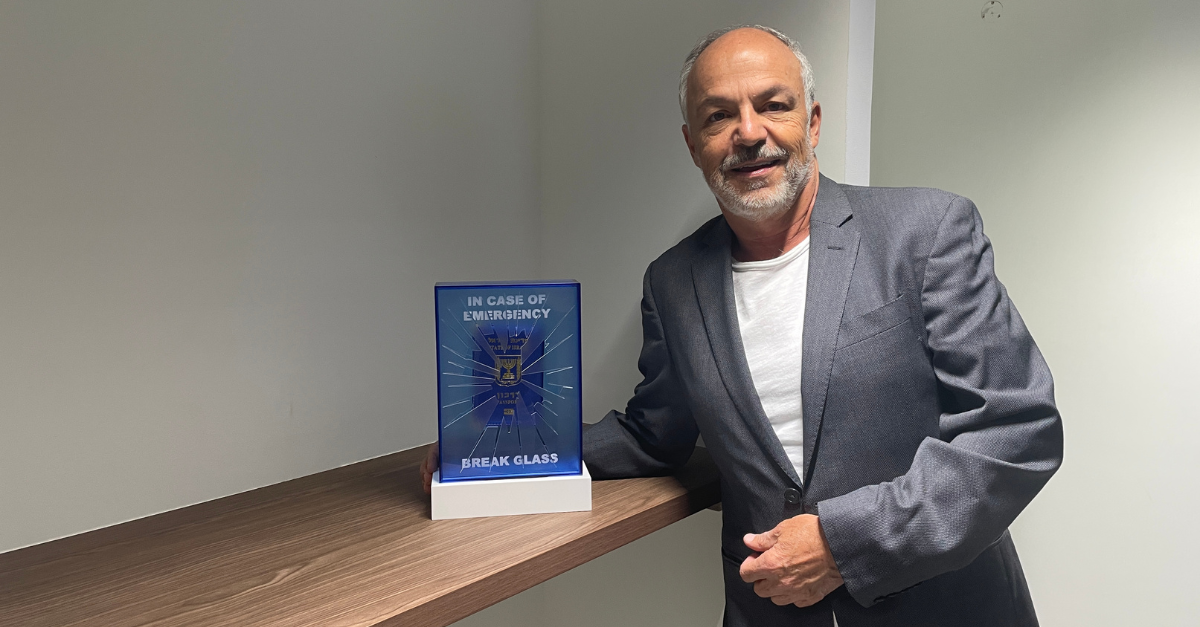 Jacobo Husny Hanono Calls for Endurance and Community Solutions in Business