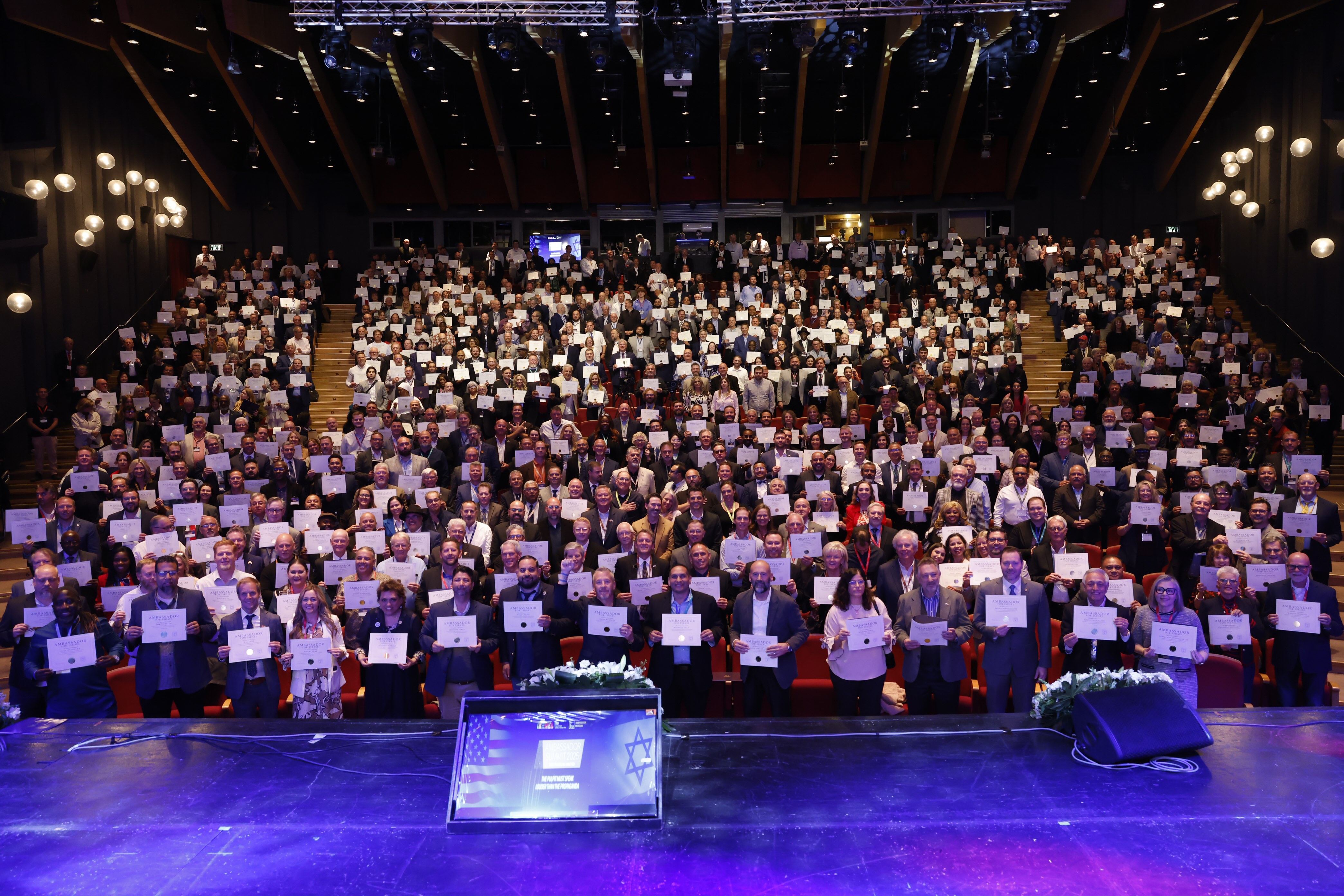 1,000 American Pastors Conclude Historic Friends of Zion Ambassadors Summit with Pledge to Stand for Israel
