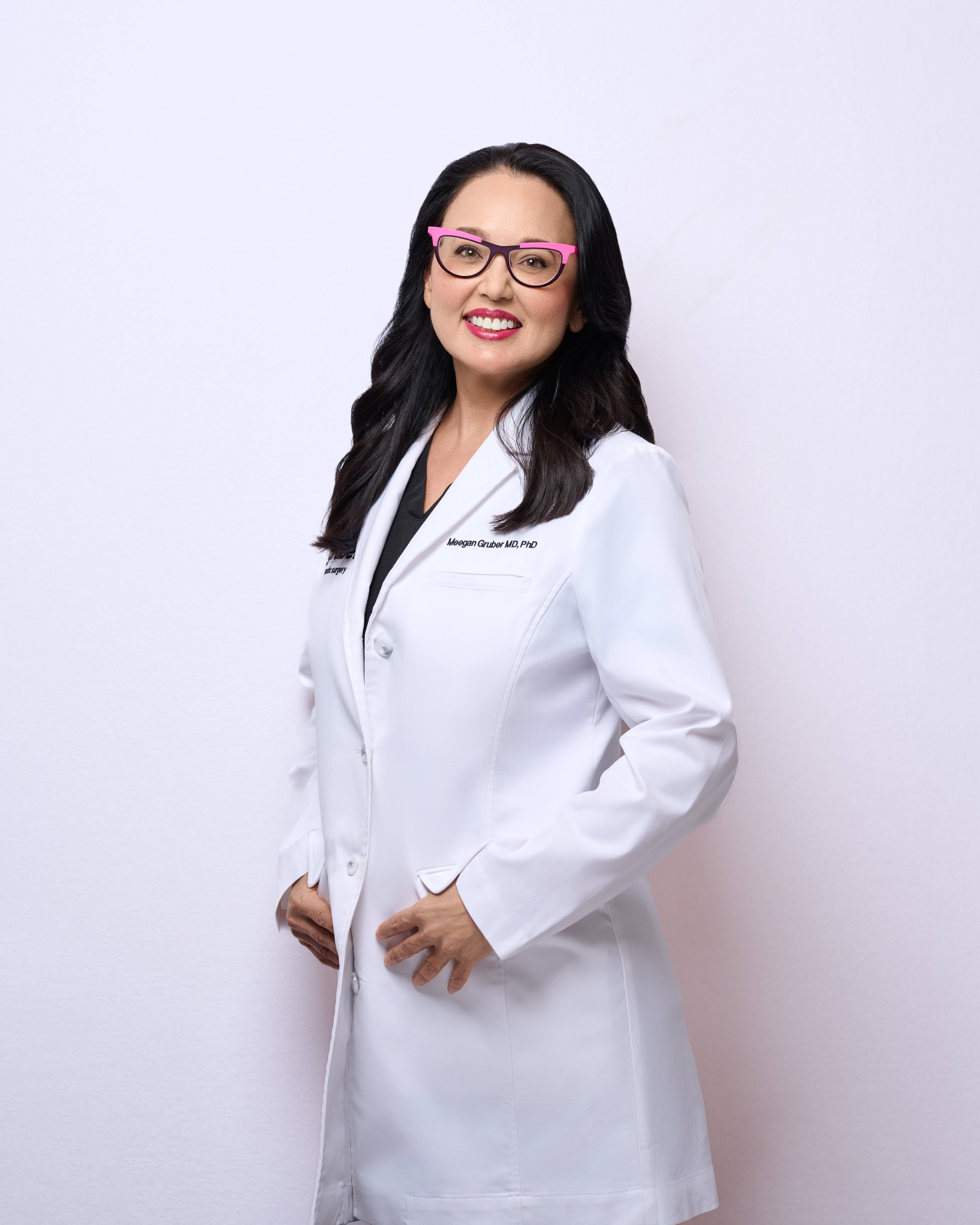 How to Choose the Best Plastic Surgeon in Tampa, FL: Gruber Plastic Surgery Releases Patient Safety Checklist