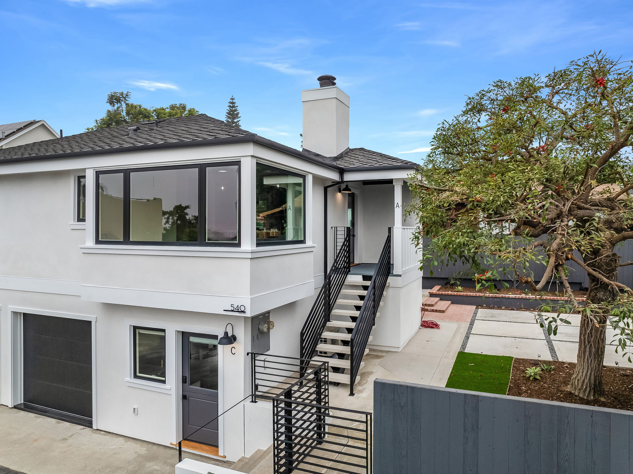 Crystal Cove Recovery, a Laguna Beach Addiction Treatment Center, Collaborates with Intervention On Call for Strategic Site Visit
