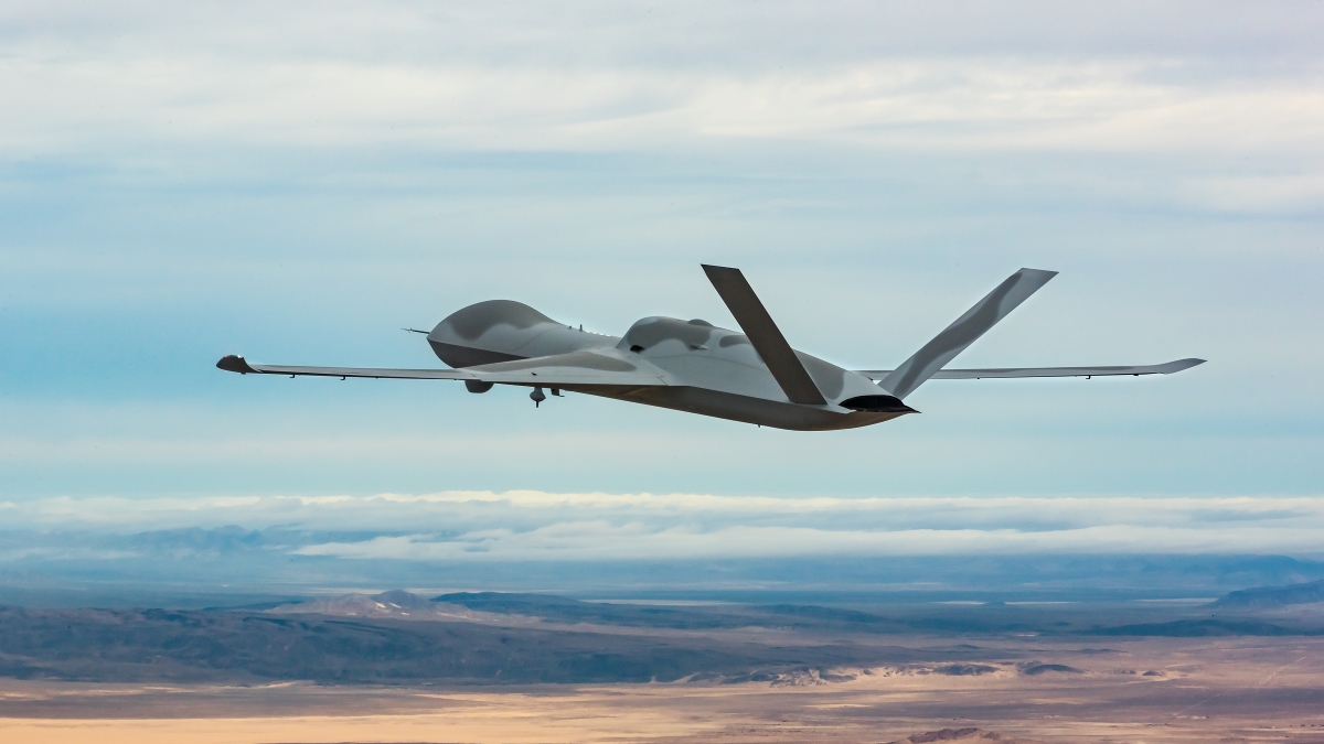 GA-ASI and USAF Demonstrate Manned-Unmanned Teaming With F-22 and MQ-20 In Joint Autonomy Exercise