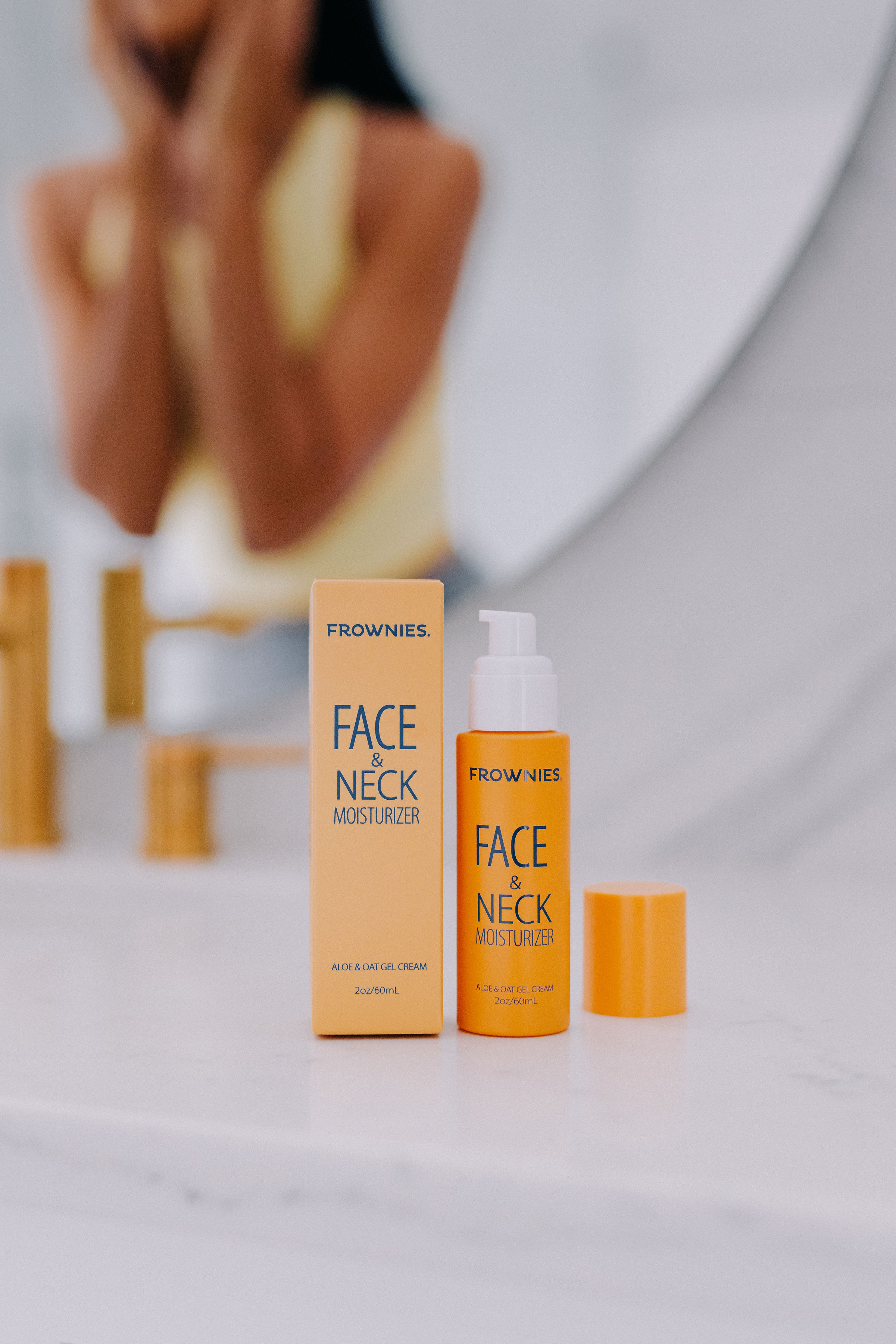 Frownies Unveils New Glass Bottle for Aloe & Oat Gel Moisturizer