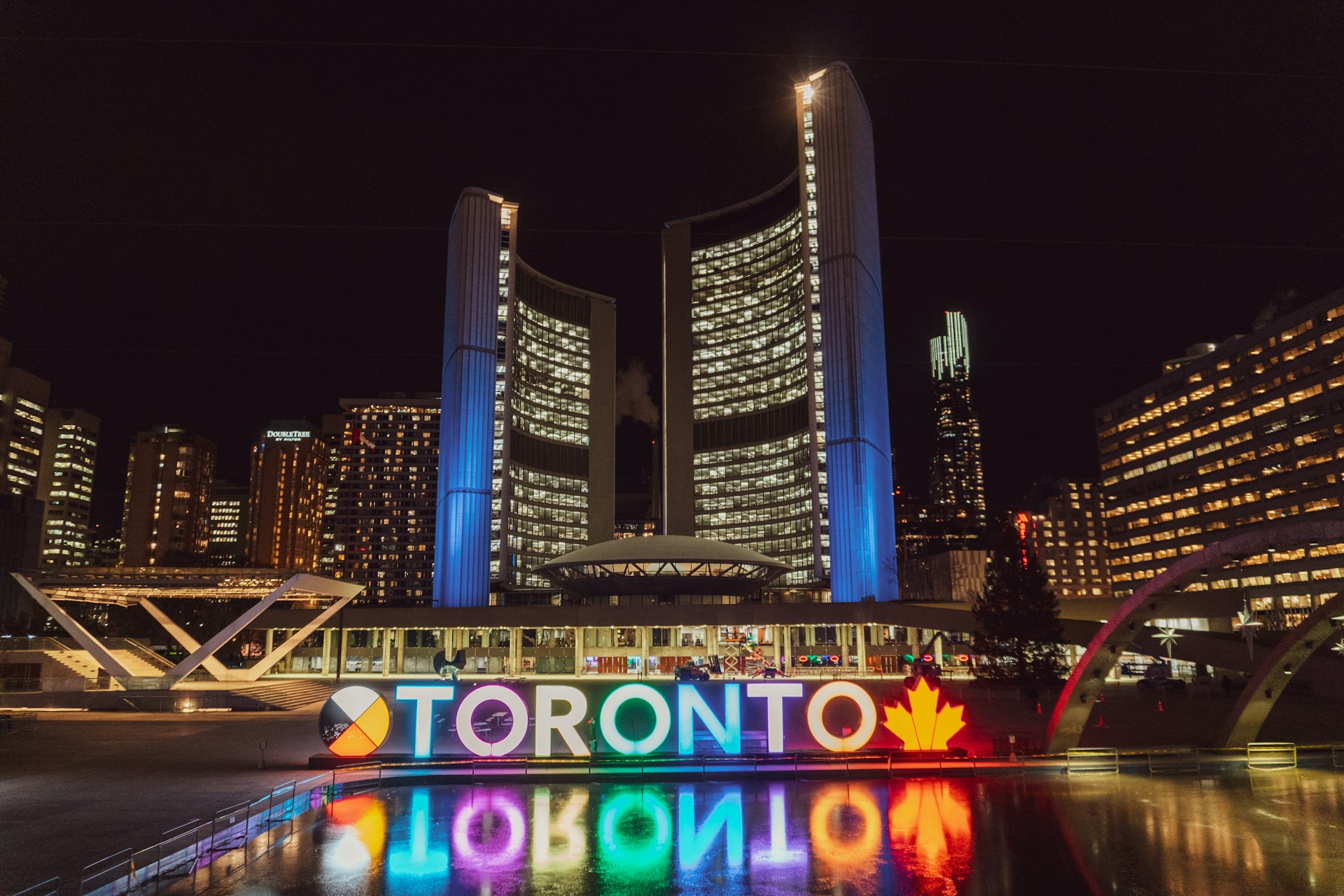 Digital Entrepreneurs Darren and Mike Expand North American Reach With Toronto Team Summit