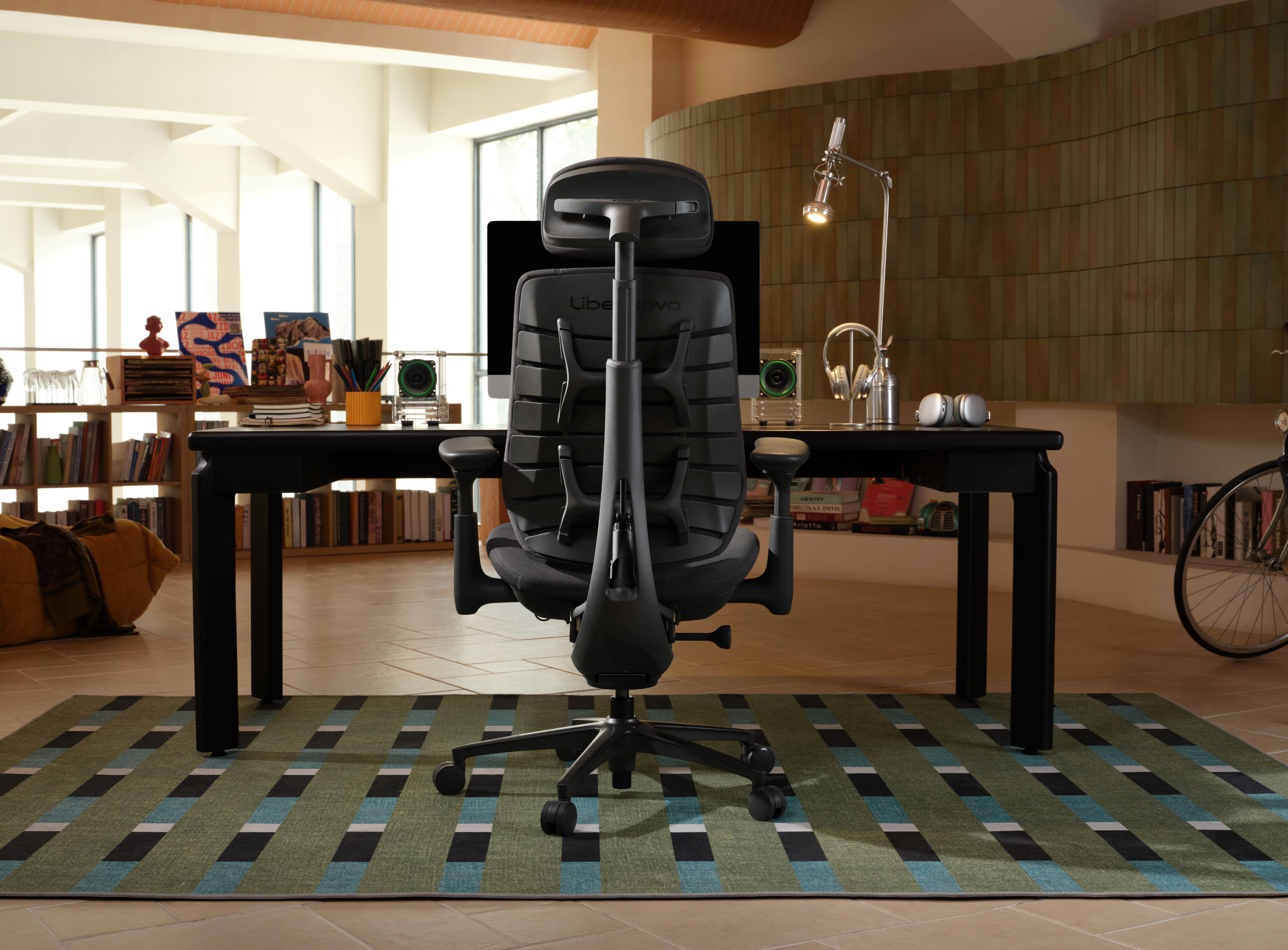 No More "Making Do" - LiberNovo Maxis Redefines Ergonomic Seating for Big & Tall Users