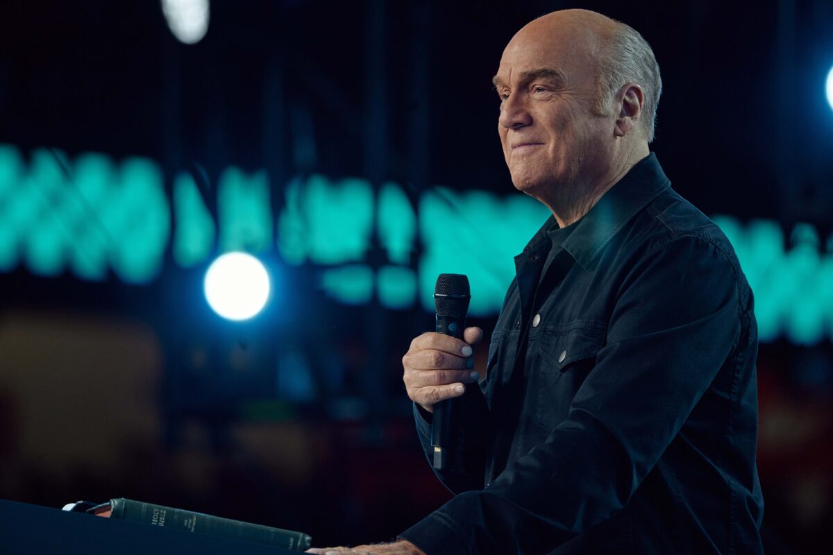 Greg Laurie Returns to Angel Stadium to Lead Harvest Crusade on July 11 