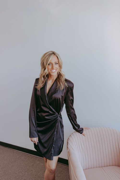 Columbia, MO Agent Cheryl Maupin Earns 2026 RealTrends Verified Top Team by Volume and Sides Recognition