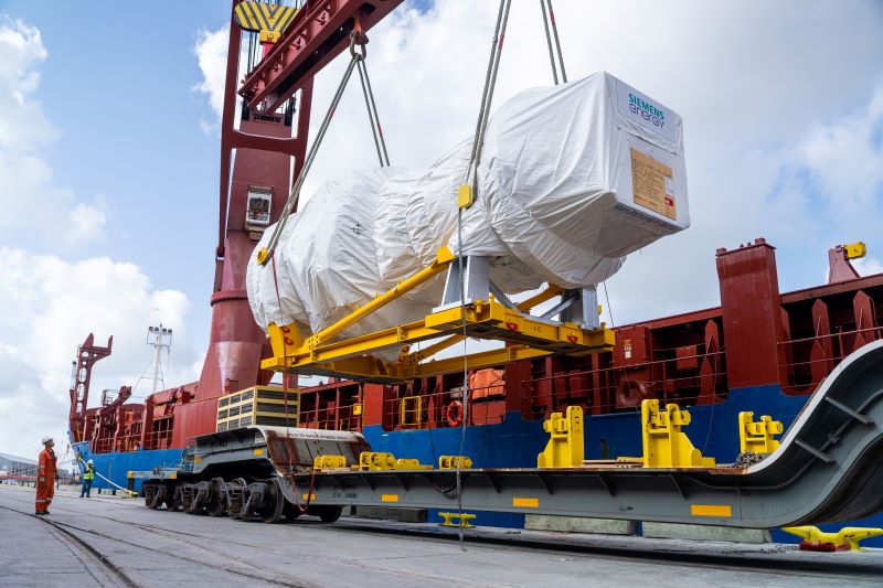 Fermi Announces First Siemens Turbines Arrive at Port of Houston