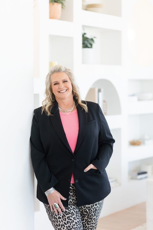 Best Realtor in Bedford, TX: Holly Torri