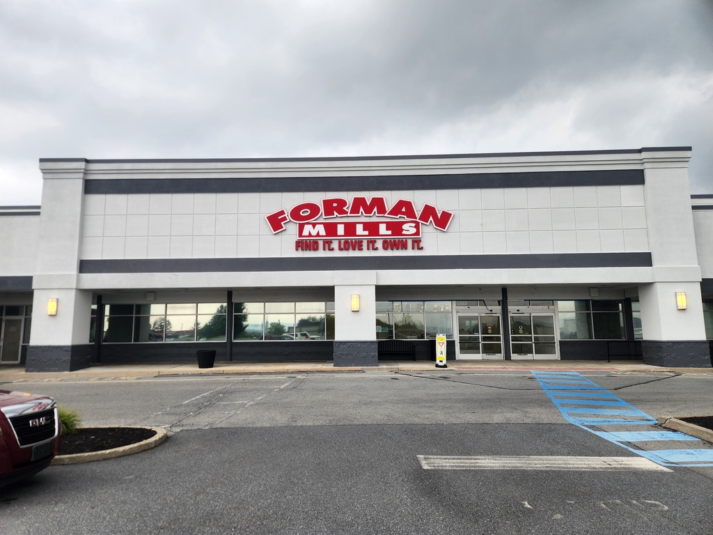 Forman Mills Moves into a New Location & Delivers New Jobs with the Same Great Savings!