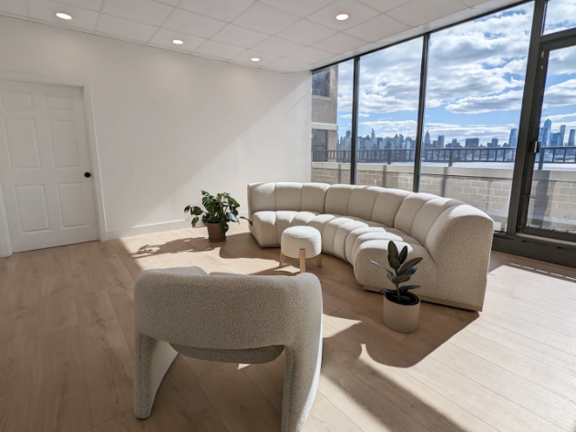 Verde Colab Acquires HudsonDesk, Expanding Flexible Workspace Brand into Hudson County