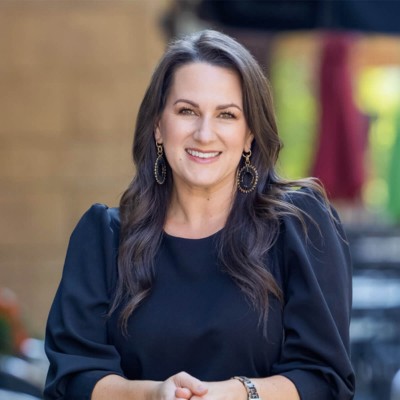 Best Realtor in Woodinville, WA: Traci Fischer