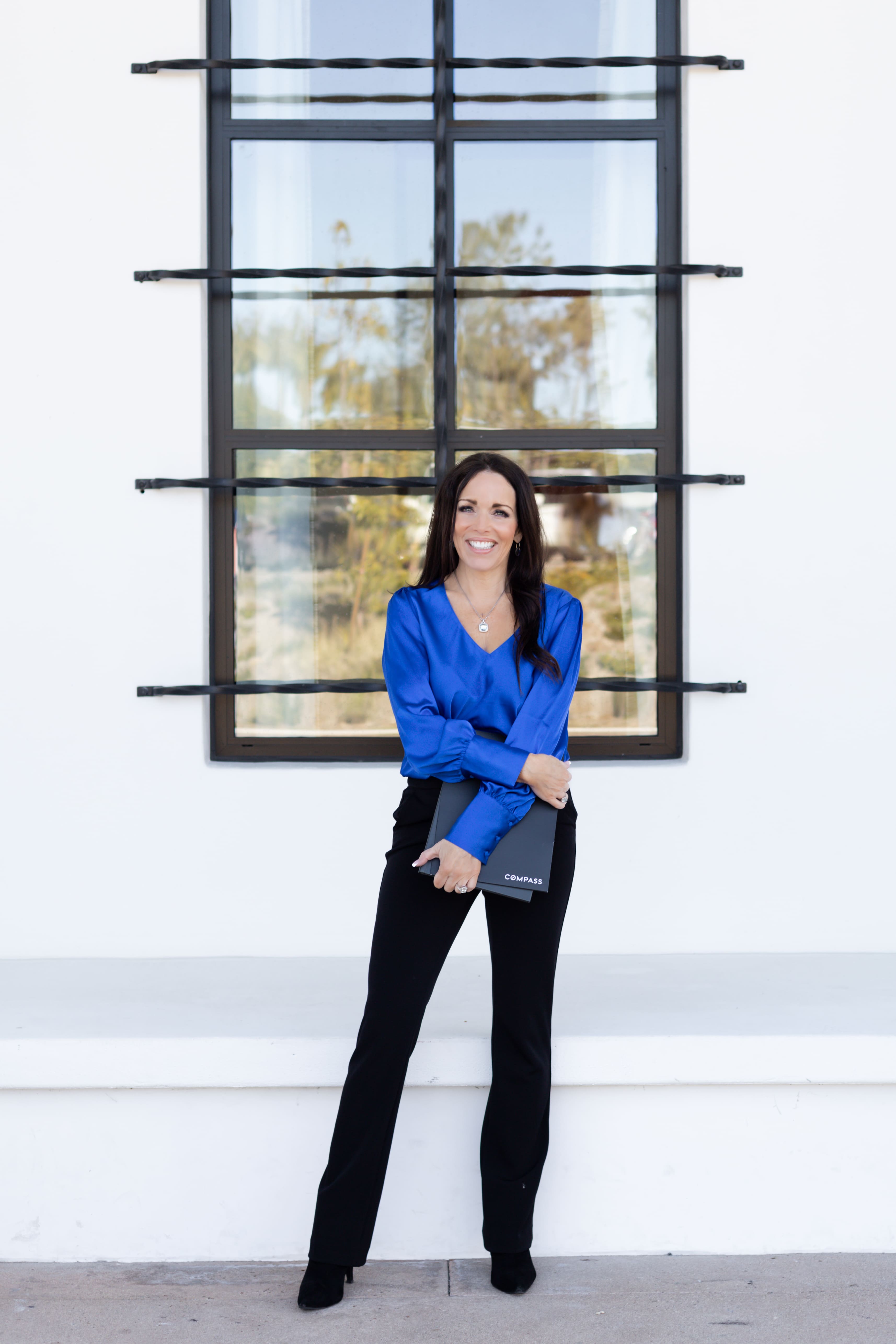 The Top Real Estate Agent in Carlsbad, CA: Julie Houston & The Houston Team