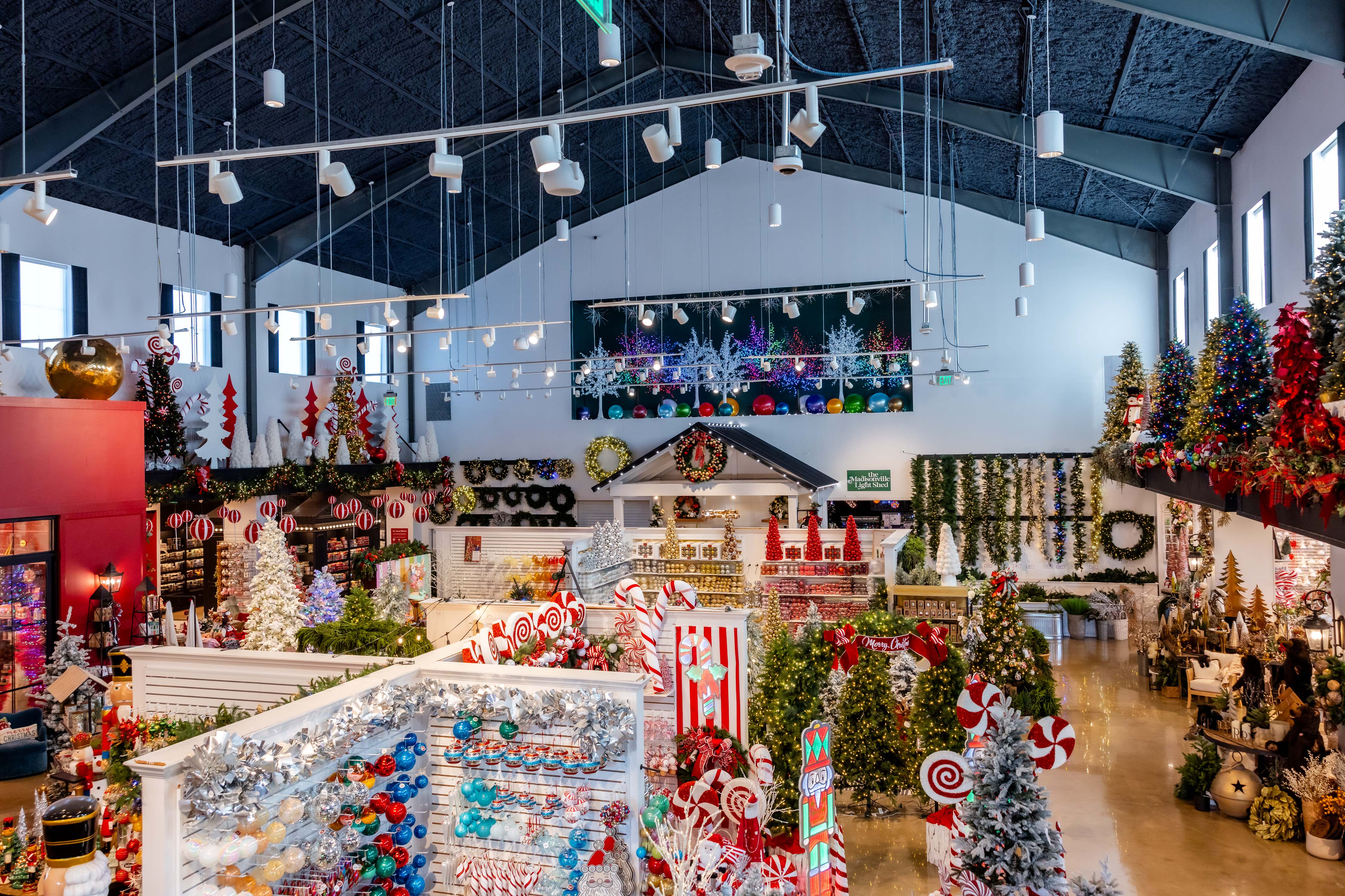Madisonville Christmas Company Invites Families to Make New Traditions this October