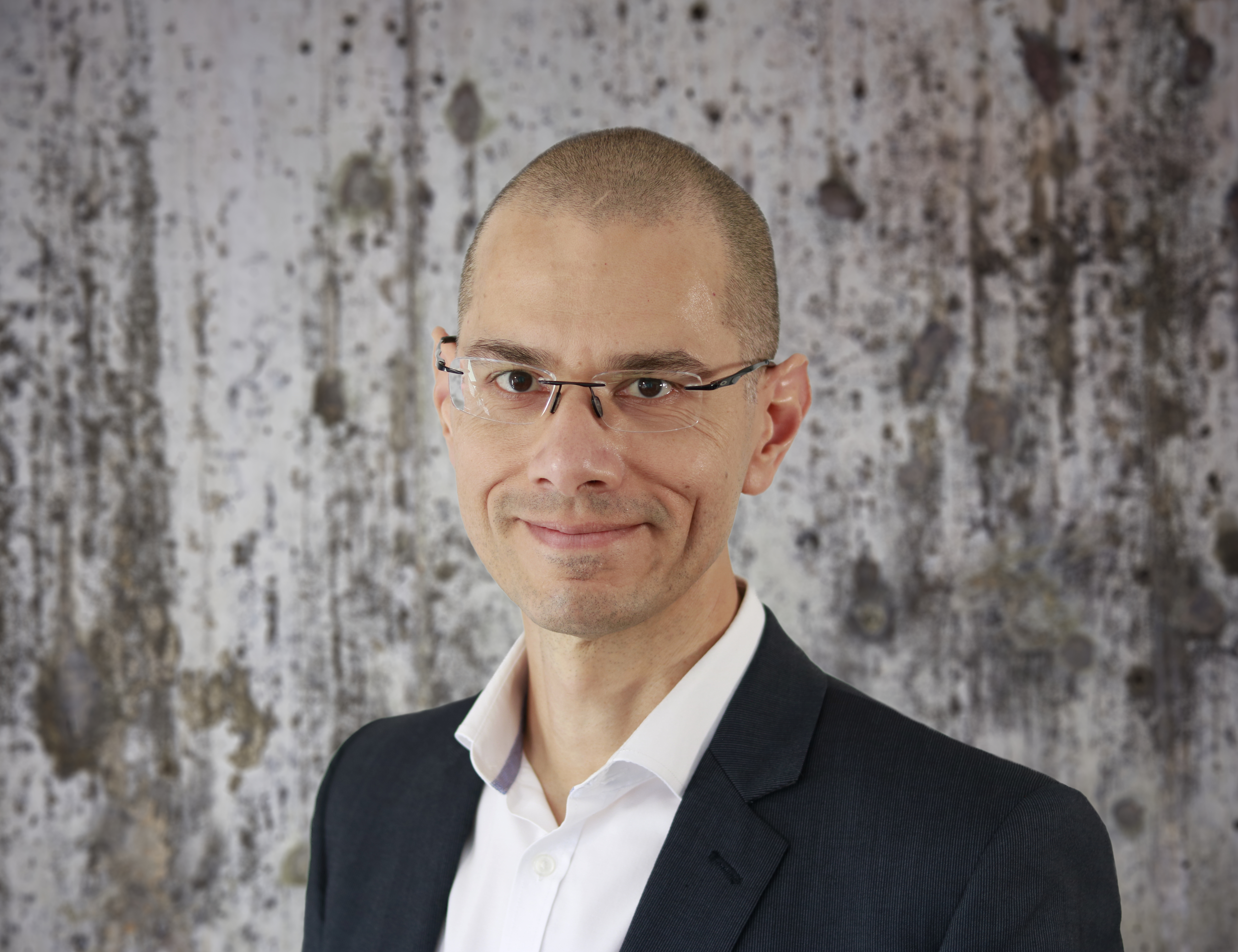 HireRoad Appoints John Baker as New Cyber Security Director to Fortify Acendre Recruit for Australian Government