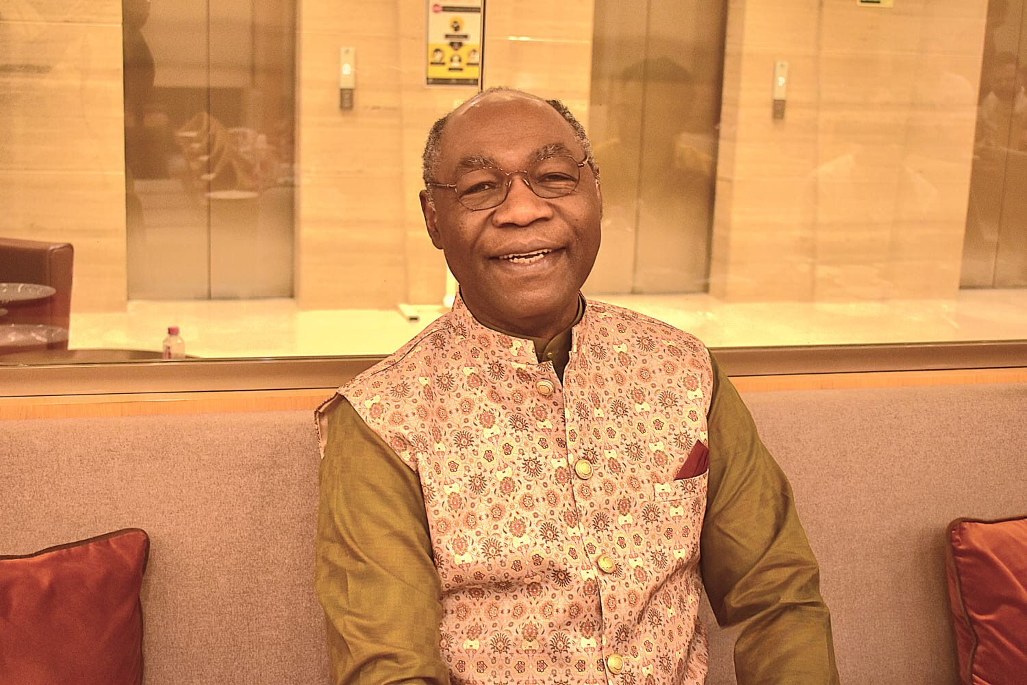 Mosongo Moukwa Announces Coaching Program for Small Business Owners