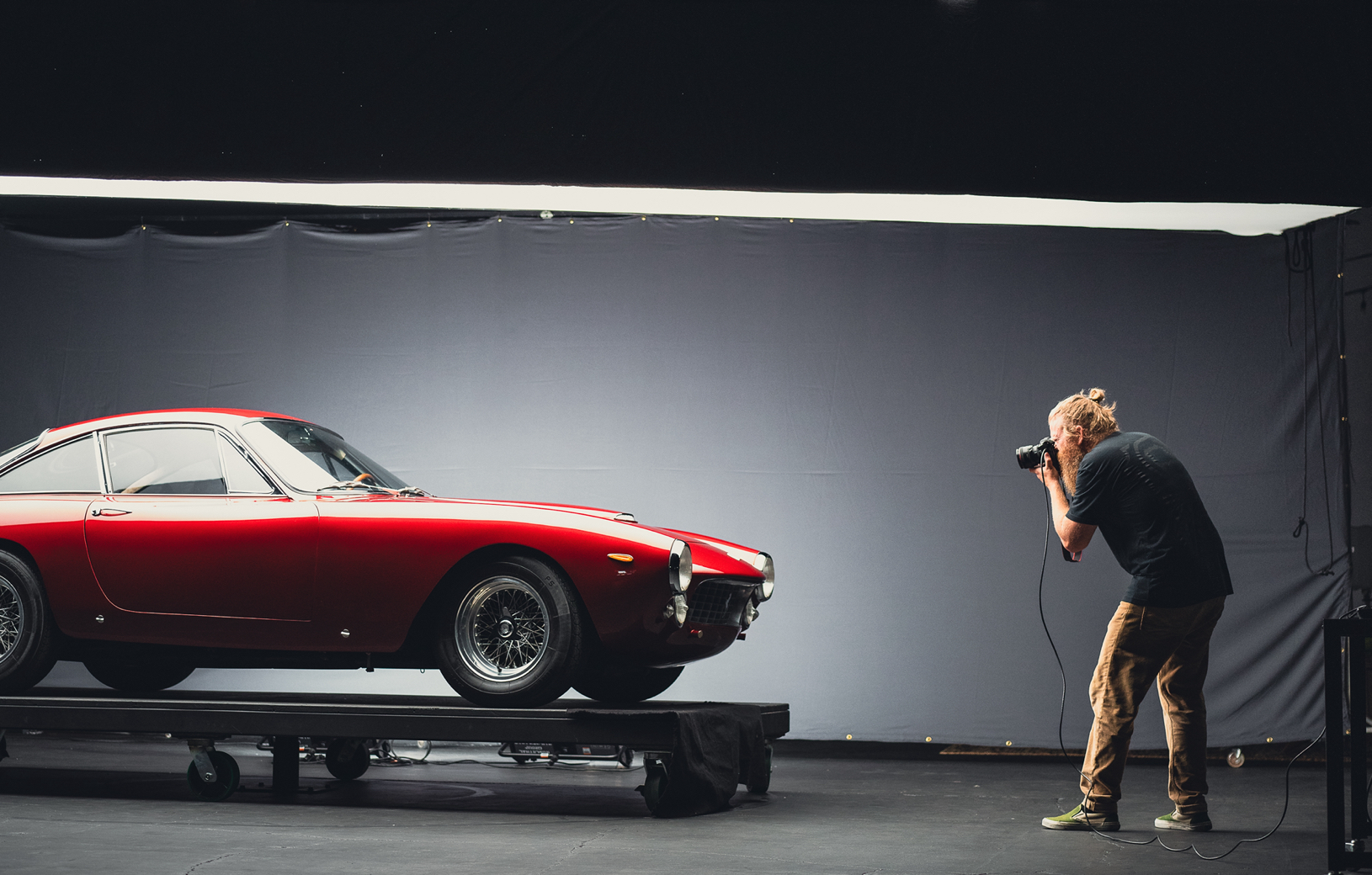 Fine-Art Automotive Photographer Launches Southern California Studio