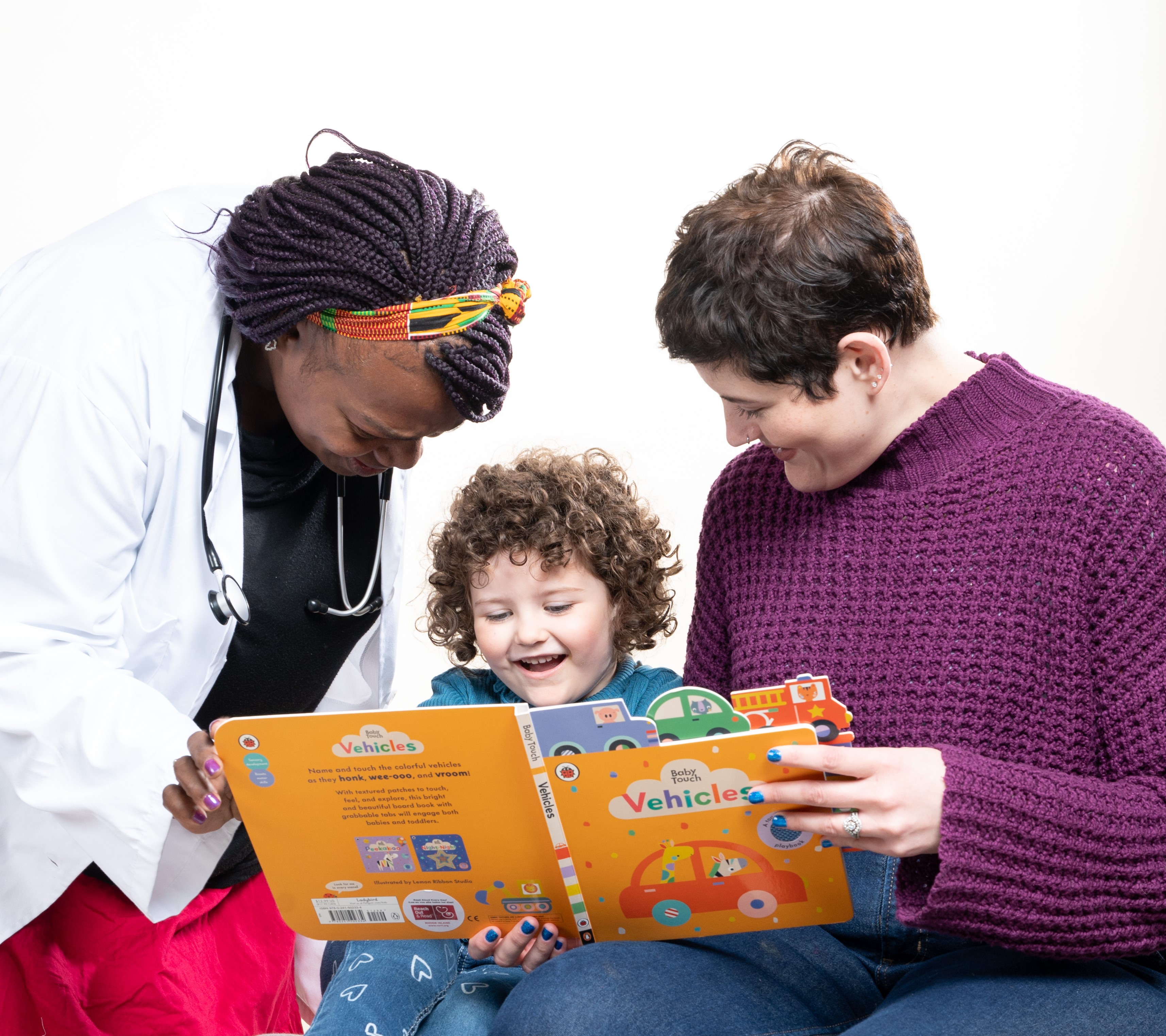 Reach Out and Read Chosen as Only U.S.-Based Nonprofit for New York Times Holiday Impact Prize 