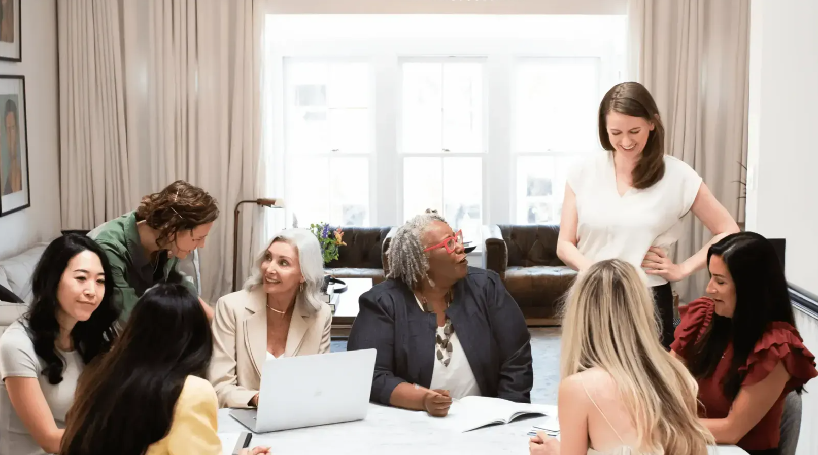 Dow Janes Co-Founder Laurie-Anne King Featured in Exclusive Interview on Financial Empowerment
