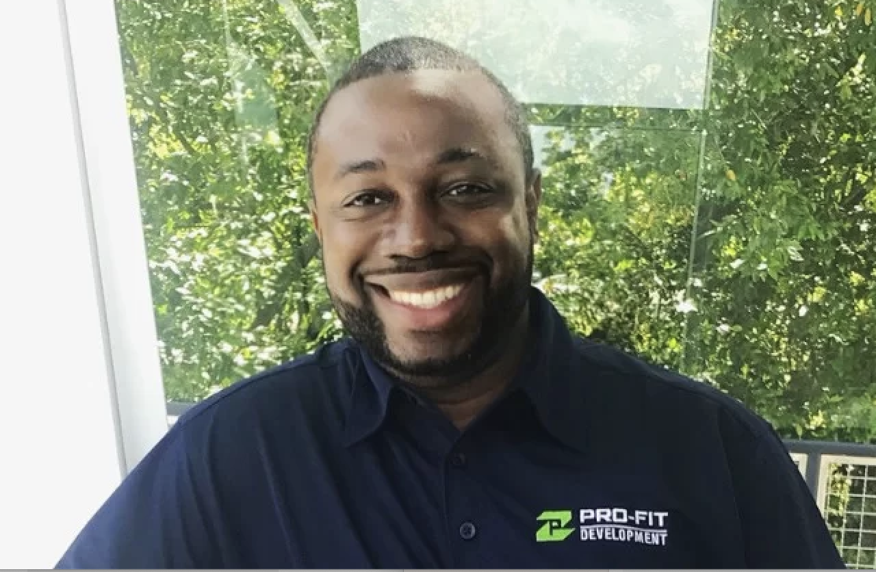 Tampa's Terrance Bradford of ELA Roof Contracting Celebrates Certification as Carlisle Syntec Roofing Systems Installer 