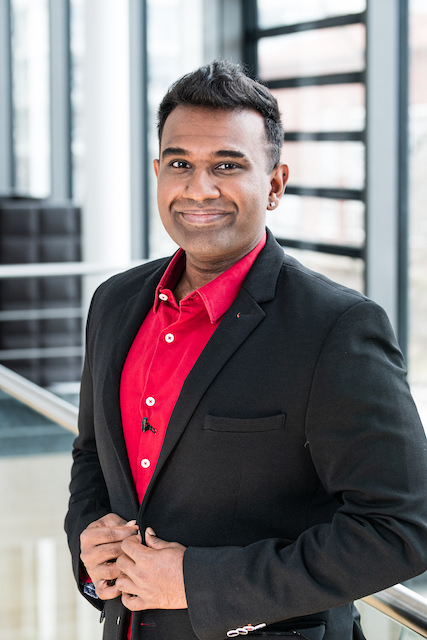 KeyNote Speaker and Expert MC Daniel Ramamoorthy of DanRam Provides Advice to Overcome Stage Fright 