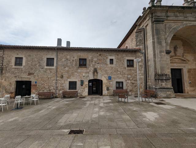 Albergue del Monasterio de San Juan de Ortega