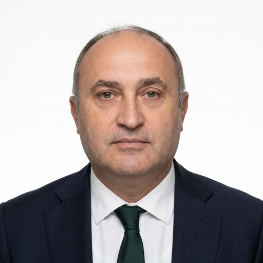 Mustafa Akın