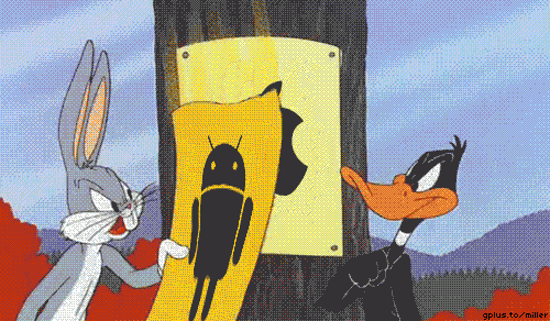Bugs Bunny a Daffy Duck se přetahují o ceduli s Apple logem – rivalita mezi iOS a Android tábory