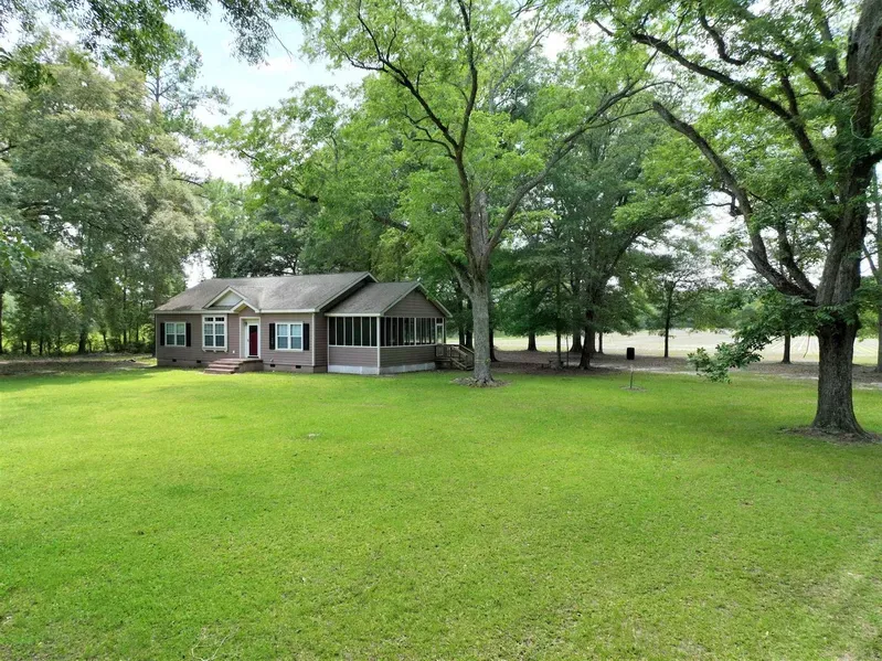 134 Acre Farm with Home for Sale in Ware County, GA Land for Sale
