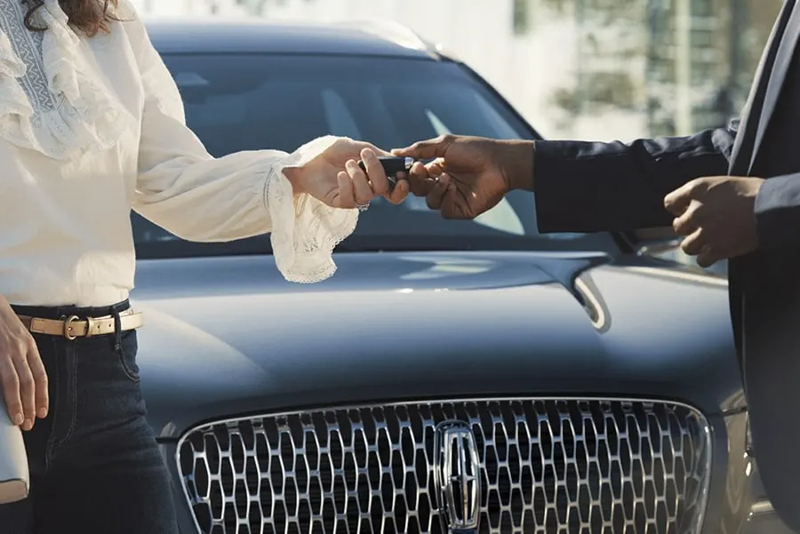 2021 Lincoln Aviator Cutout