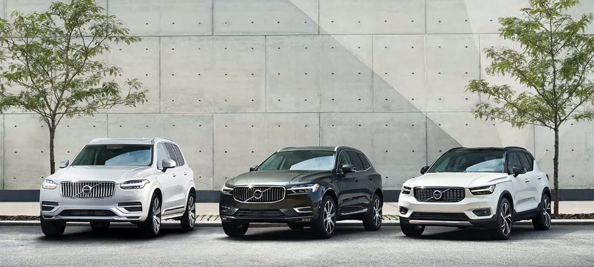 Volvo SUVs in a lineup
