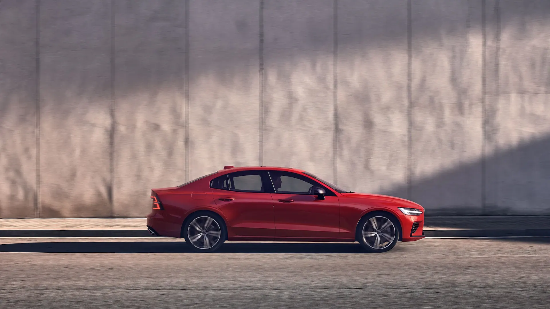 2022 VOLVO S60 Recharge