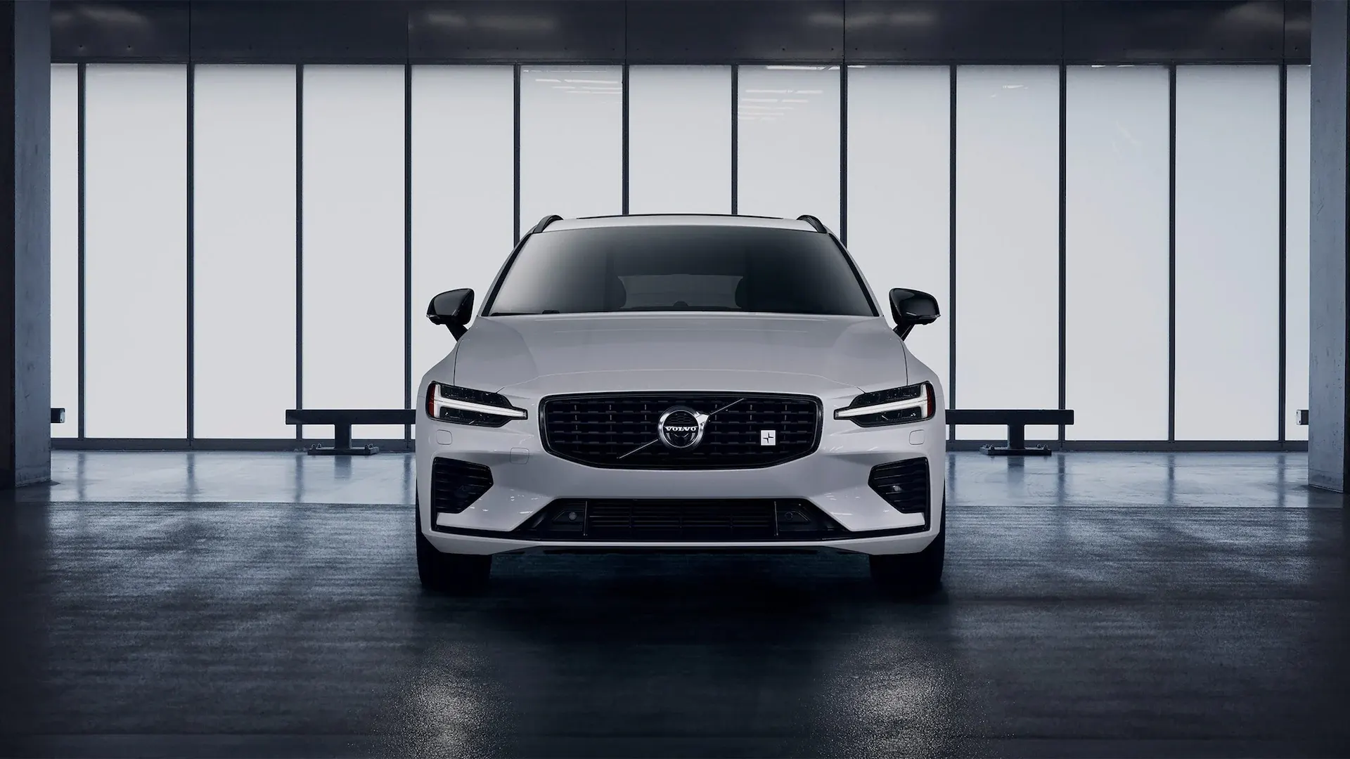 2022 VOLVO V60 Recharge
