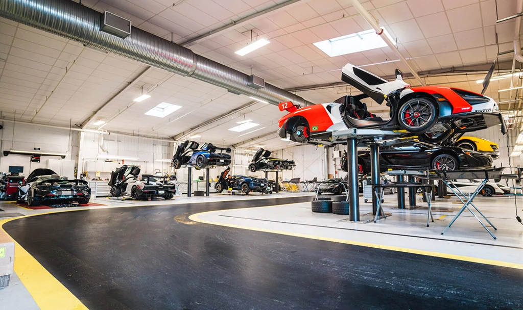 Photo of the McLaren Boston Service Bay.