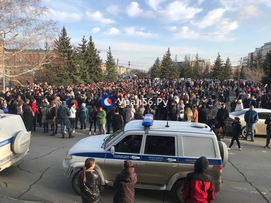 Пускайте нас в свои кабинеты!» — митинг в Орске