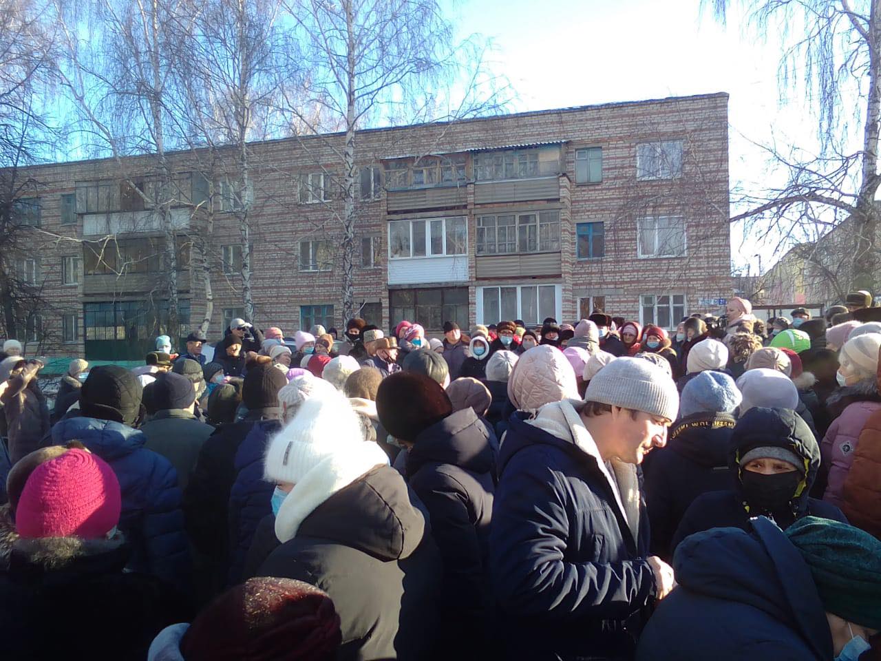 Угроза закрытия больницы в селе Кандры миновала