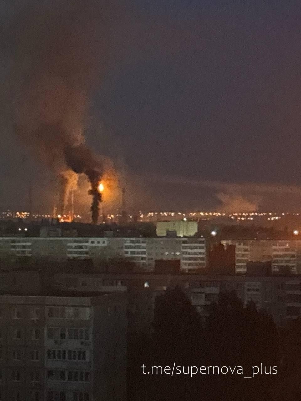 Дроны атаковали саратовский НПЗ