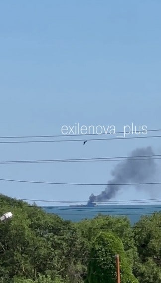 В Азовском море поражены 28 российских судов, судоходство остановлено