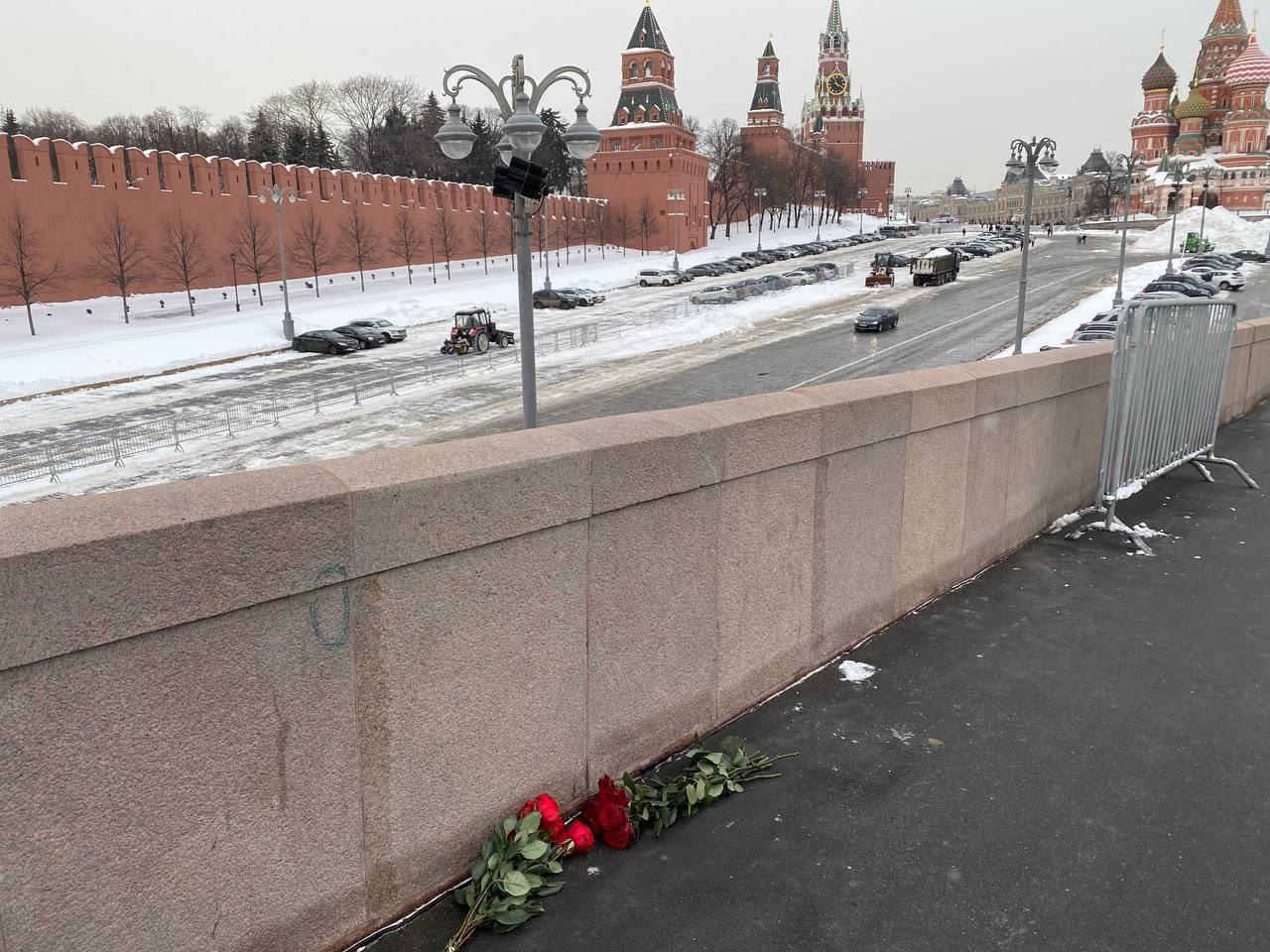 с кем был борис немцов на мосту