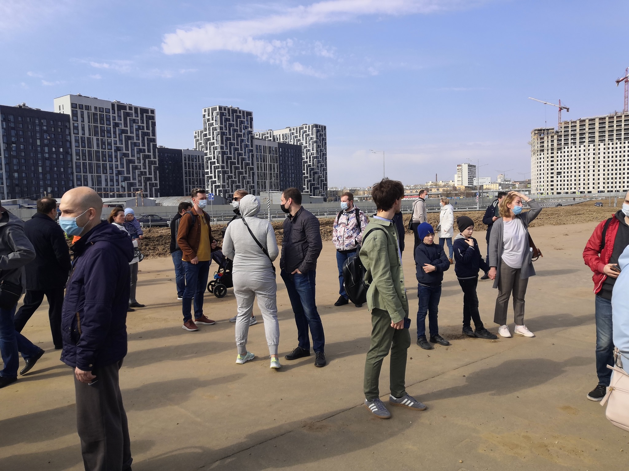 Жители требуют перестать застраивать Тушинское поле в Москве