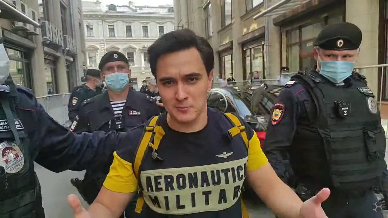 Задержания на акции КПРФ возле Администрации Президента