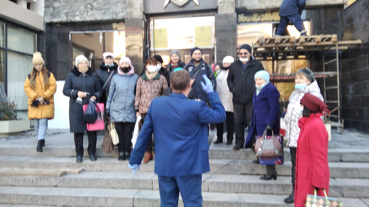 Обманутые дольщики пришли к зданию правительства Татарстана
