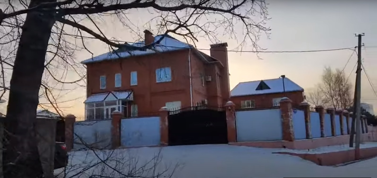 Полицейские пришли с обыском к бывшей жене Сергея Фургала