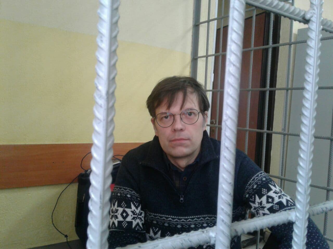 Суд в Сыктывкаре арестовал правозащитника Эрнеста Мезака на 12 суток за акцию 31 января